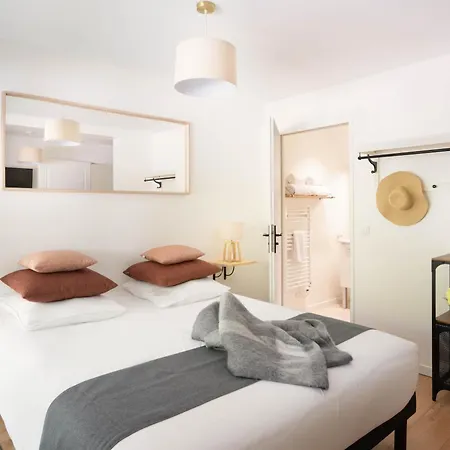 Ξενοδοχείο με διαμερίσματα Les De 3*