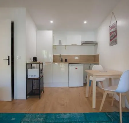 Ξενοδοχείο με διαμερίσματα Les De