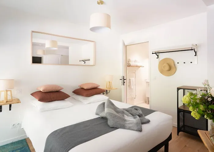 Aparthotel Les De 3*